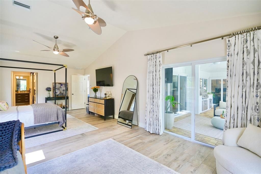 En Venta: $1,045,900 (5 camas, 3 baños, 3037 Pies cuadrados)