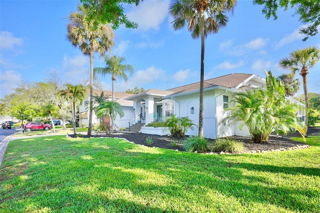 En Venta: $1,045,900 (5 camas, 3 baños, 3037 Pies cuadrados)