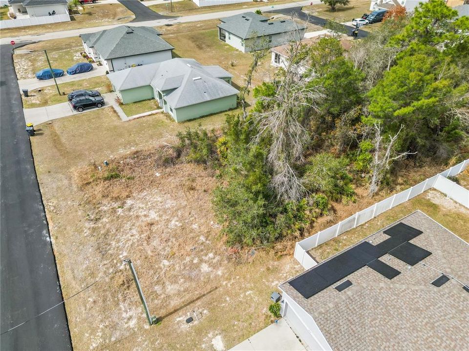 Activo con contrato: $48,000 (0.17 acres)