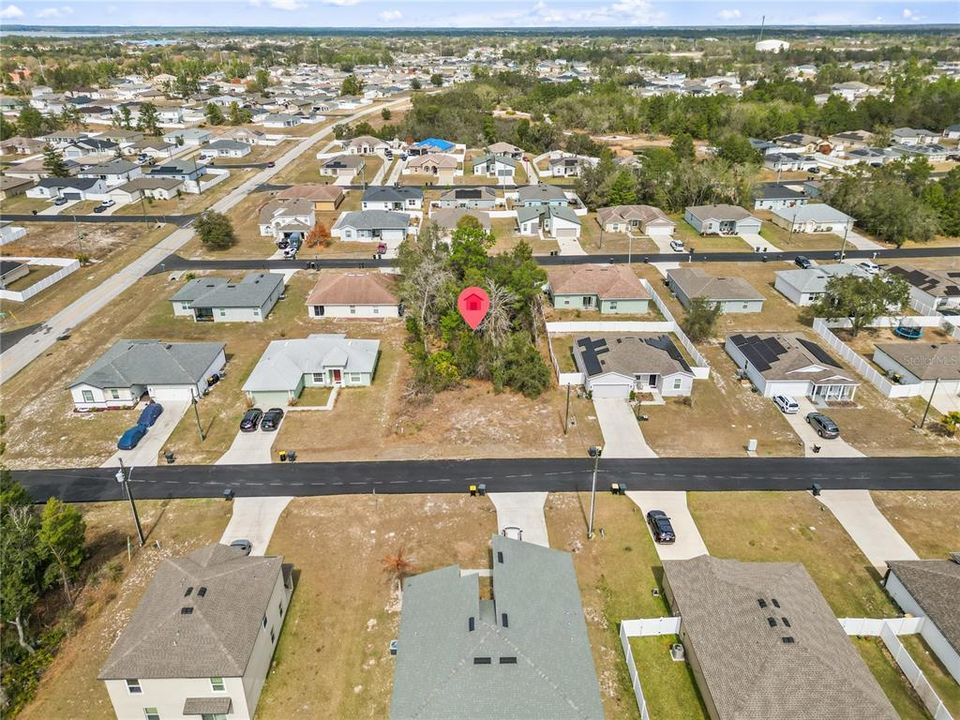 Activo con contrato: $48,000 (0.17 acres)