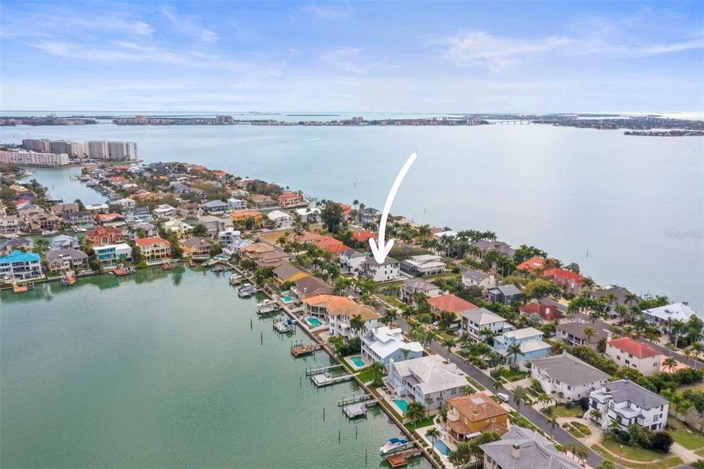 For Sale: $2,395,000 (4 beds, 3 baths, 4348 Square Feet)