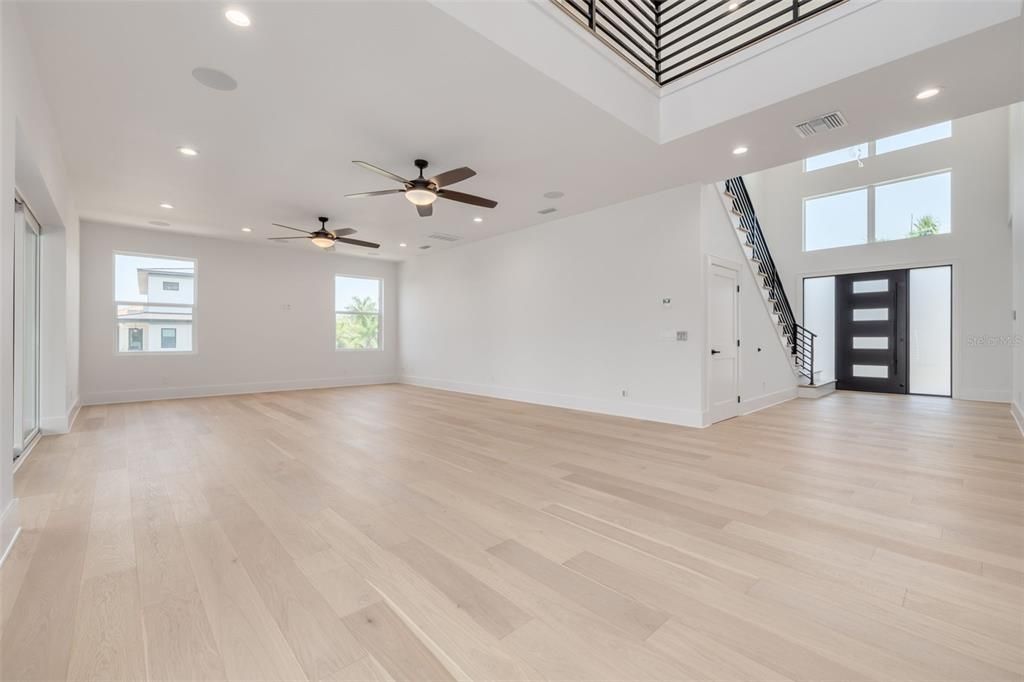 For Sale: $2,395,000 (4 beds, 3 baths, 4348 Square Feet)