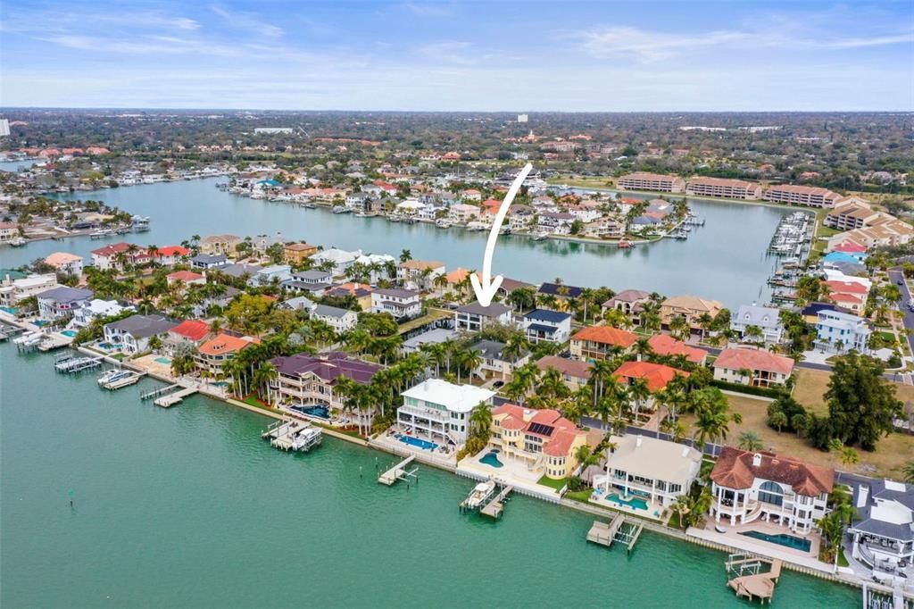 For Sale: $2,395,000 (4 beds, 3 baths, 4348 Square Feet)
