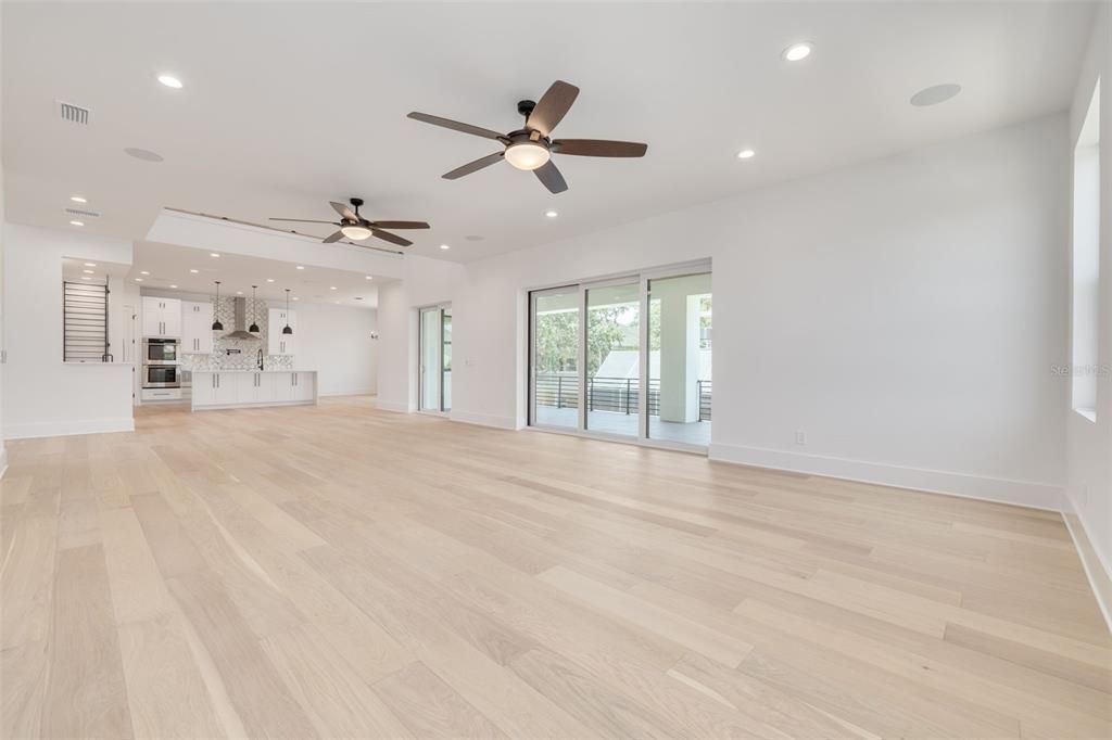 For Sale: $2,395,000 (4 beds, 3 baths, 4348 Square Feet)