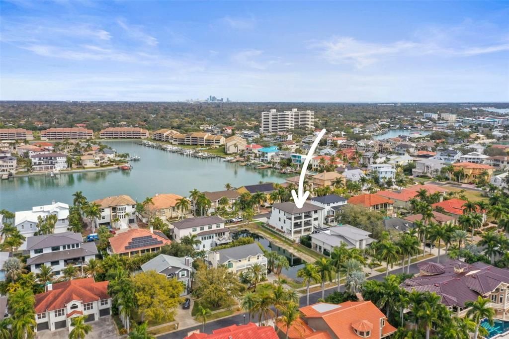 For Sale: $2,395,000 (4 beds, 3 baths, 4348 Square Feet)