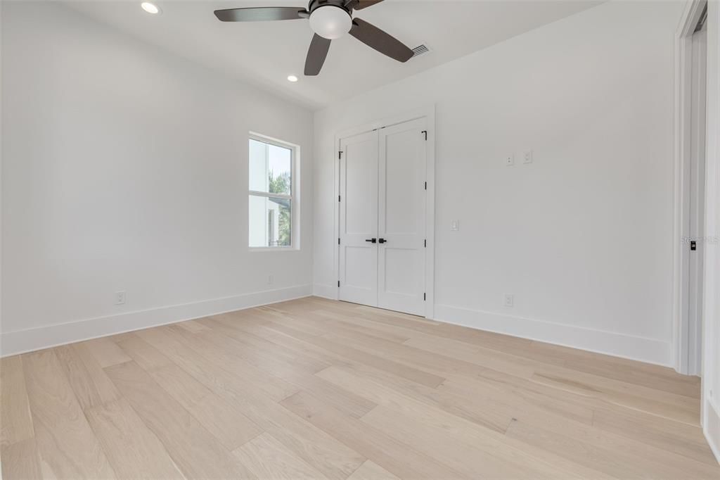 For Sale: $2,395,000 (4 beds, 3 baths, 4348 Square Feet)