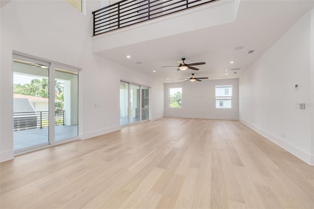 For Sale: $2,395,000 (4 beds, 3 baths, 4348 Square Feet)