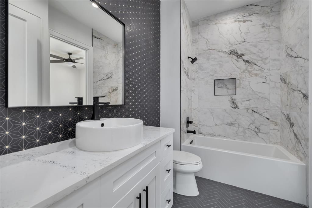 For Sale: $2,395,000 (4 beds, 3 baths, 4348 Square Feet)