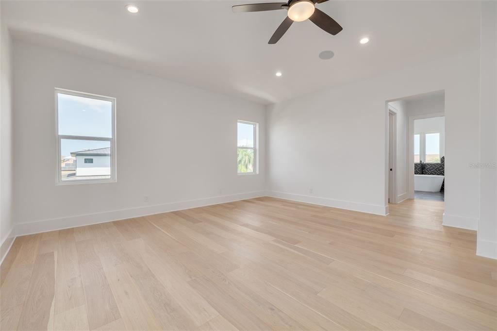 For Sale: $2,395,000 (4 beds, 3 baths, 4348 Square Feet)