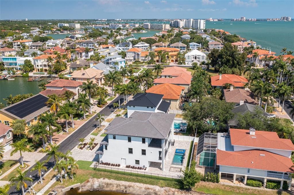 For Sale: $2,395,000 (4 beds, 3 baths, 4348 Square Feet)