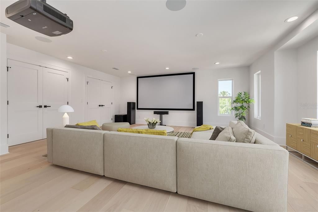 For Sale: $2,395,000 (4 beds, 3 baths, 4348 Square Feet)