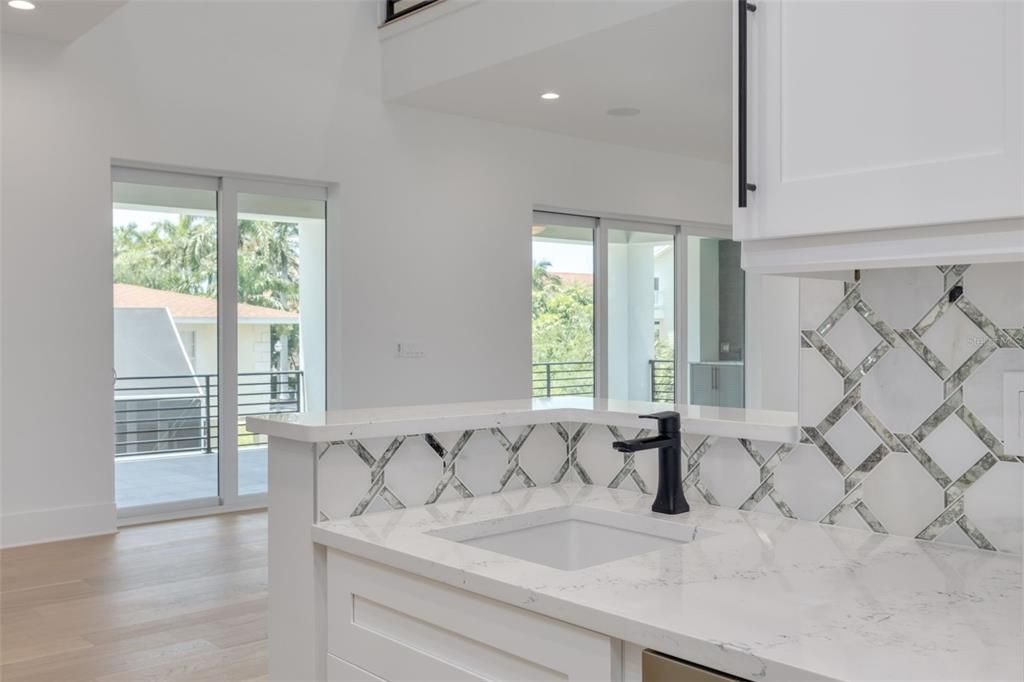 For Sale: $2,395,000 (4 beds, 3 baths, 4348 Square Feet)