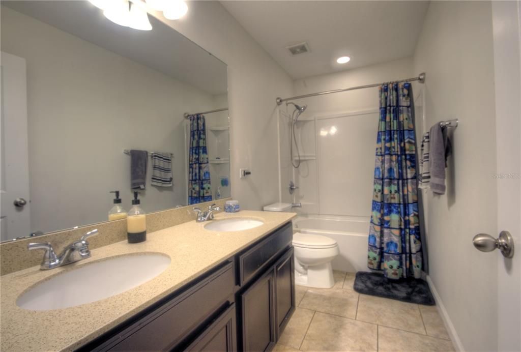 Active With Contract: $575,000 (5 beds, 3 baths, 3508 Square Feet)