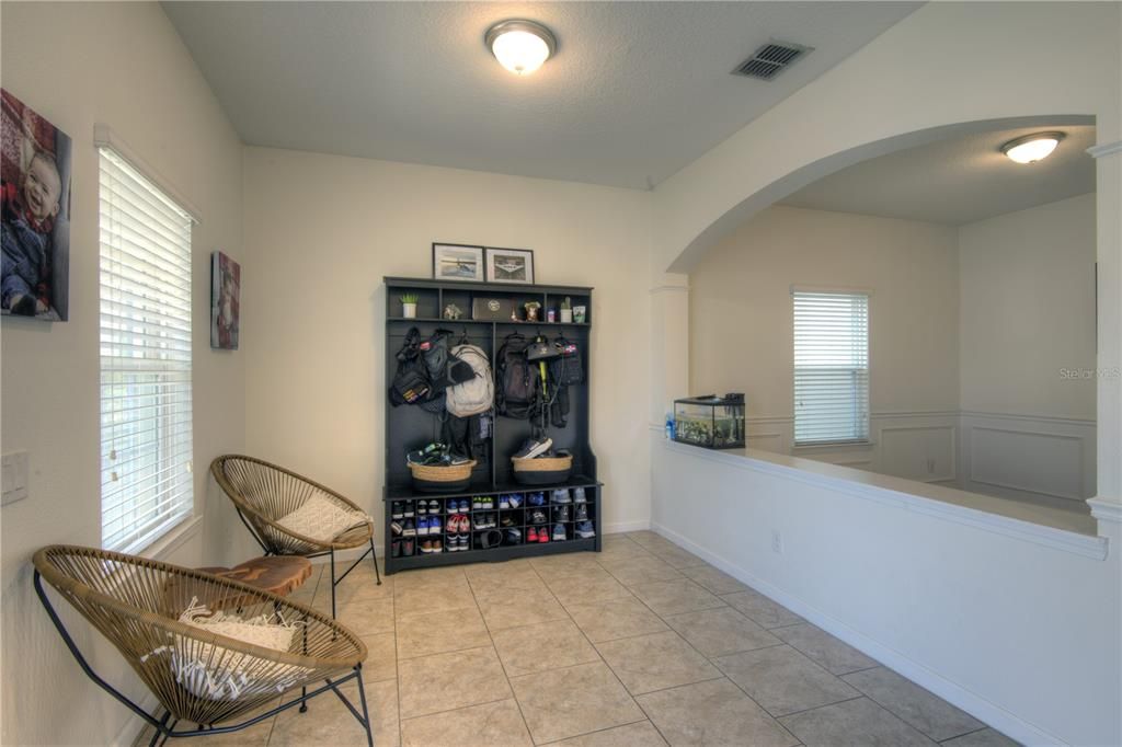 Active With Contract: $575,000 (5 beds, 3 baths, 3508 Square Feet)
