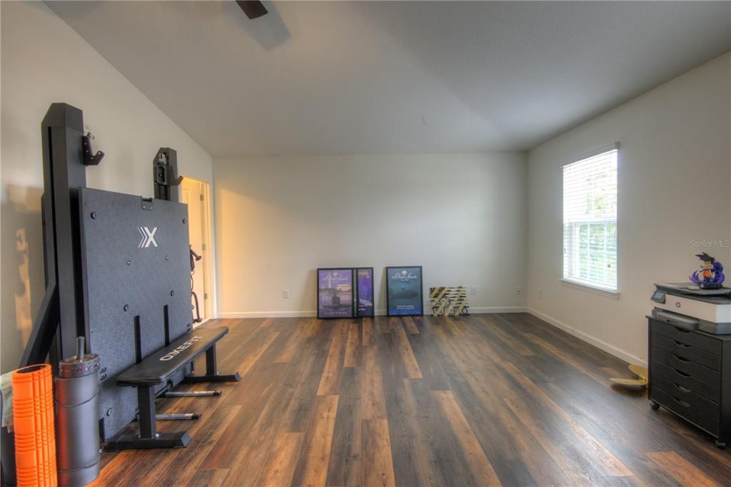Active With Contract: $575,000 (5 beds, 3 baths, 3508 Square Feet)