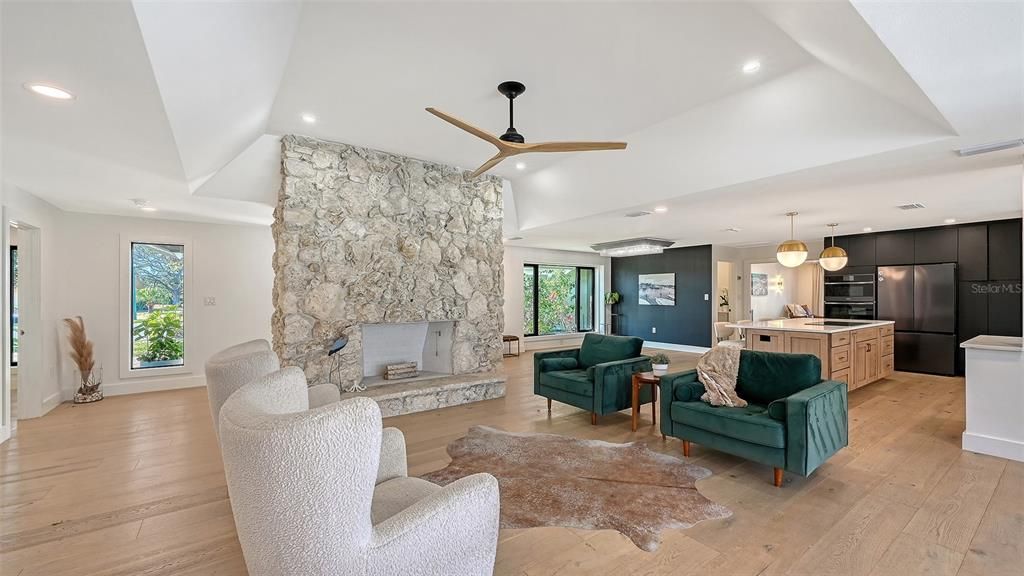 Activo con contrato: $1,499,000 (4 camas, 3 baños, 2798 Pies cuadrados)