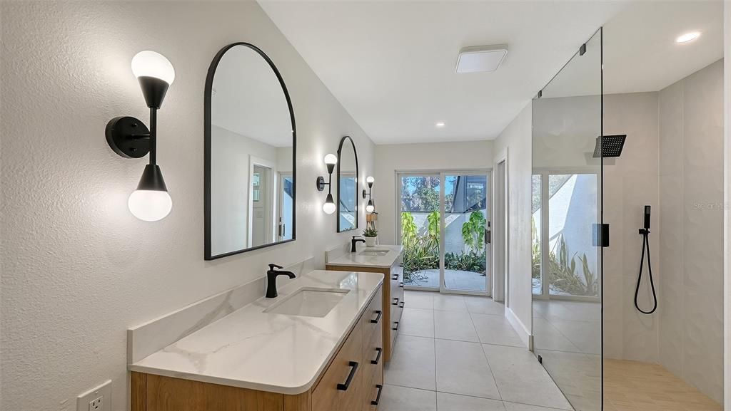 Activo con contrato: $1,499,000 (4 camas, 3 baños, 2798 Pies cuadrados)