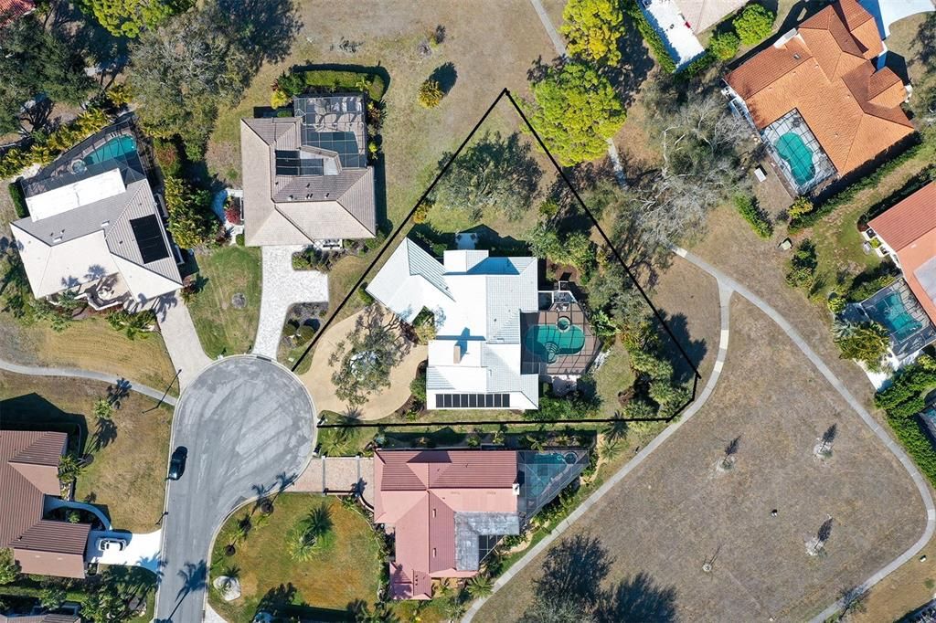 Activo con contrato: $1,499,000 (4 camas, 3 baños, 2798 Pies cuadrados)