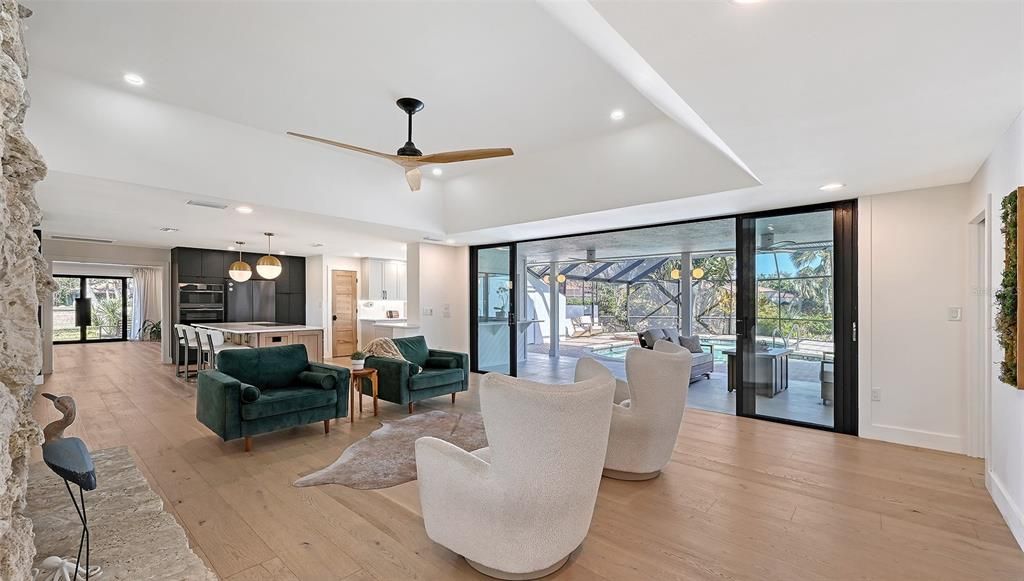 Activo con contrato: $1,499,000 (4 camas, 3 baños, 2798 Pies cuadrados)