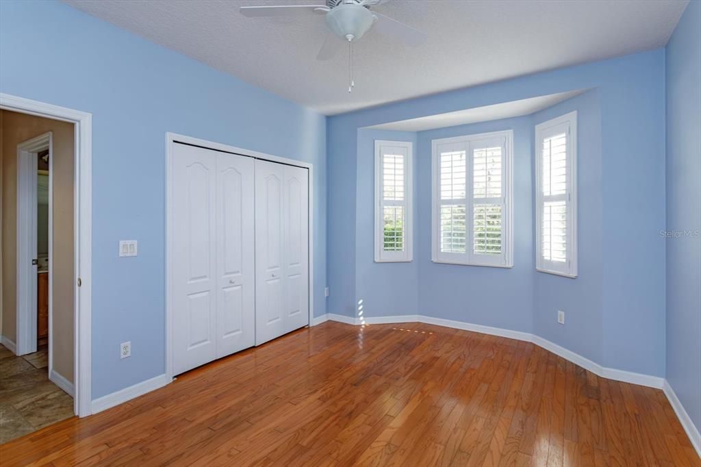 For Sale: $750,000 (5 beds, 3 baths, 3506 Square Feet)
