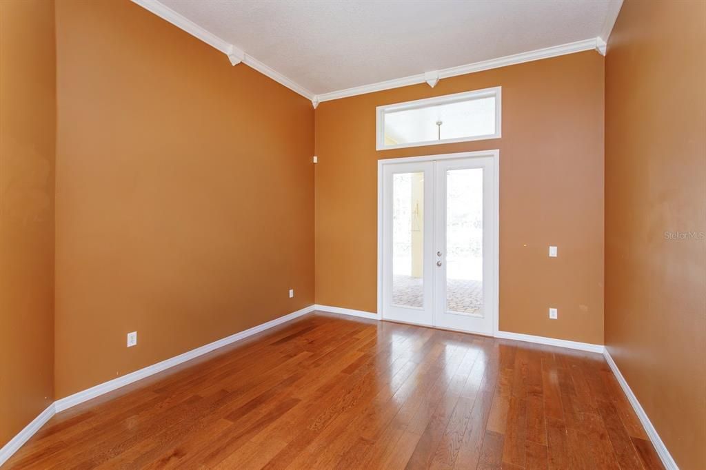 For Sale: $750,000 (5 beds, 3 baths, 3506 Square Feet)