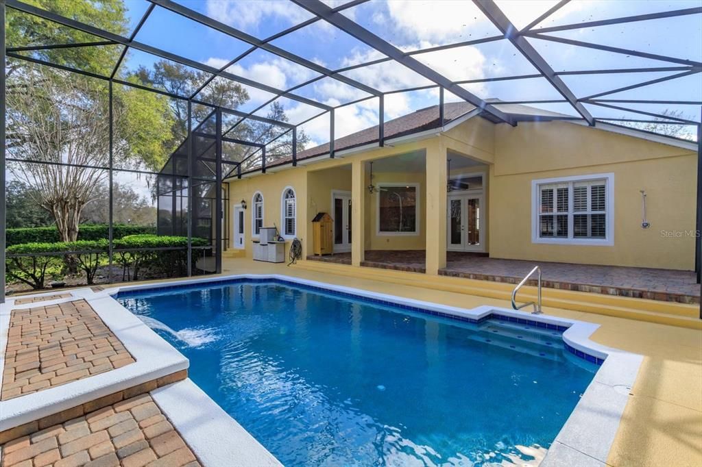 For Sale: $750,000 (5 beds, 3 baths, 3506 Square Feet)