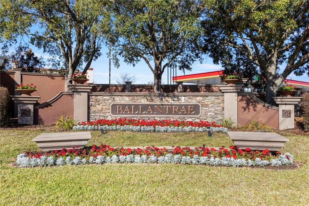 Active With Contract: $580,000 (4 beds, 2 baths, 2539 Square Feet)