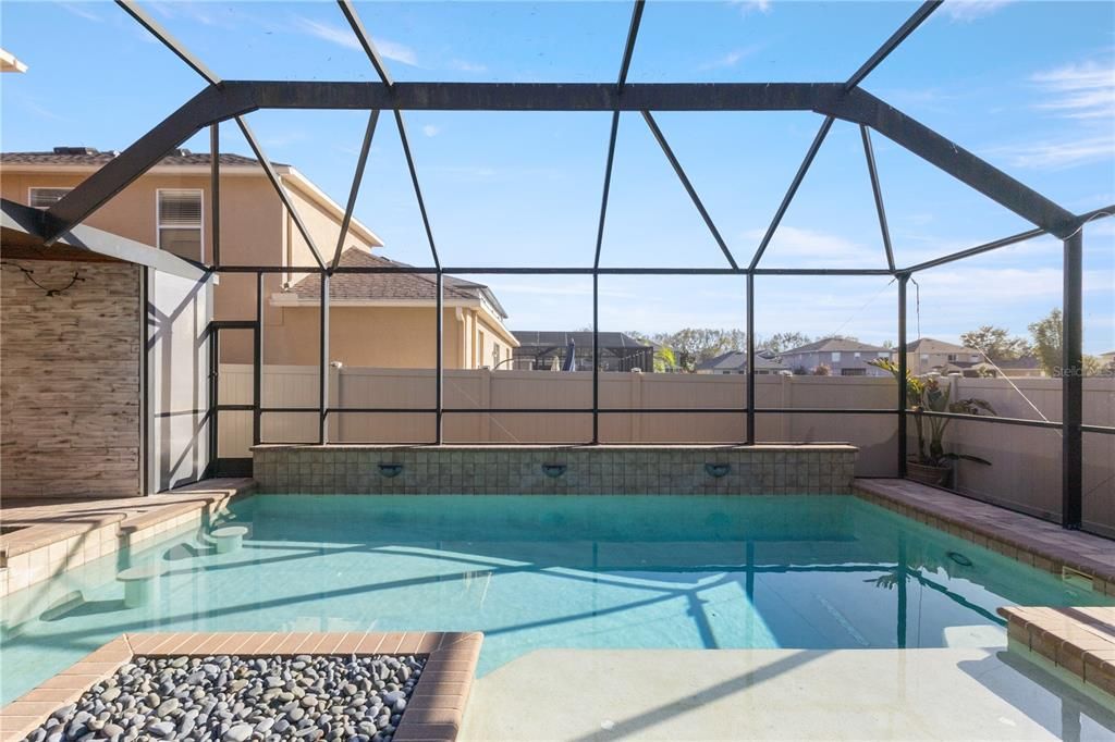 Active With Contract: $580,000 (4 beds, 2 baths, 2539 Square Feet)