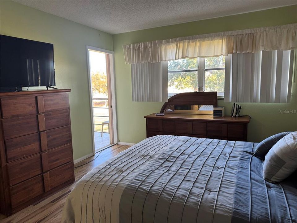 Activo con contrato: $104,500 (1 camas, 1 baños, 765 Pies cuadrados)