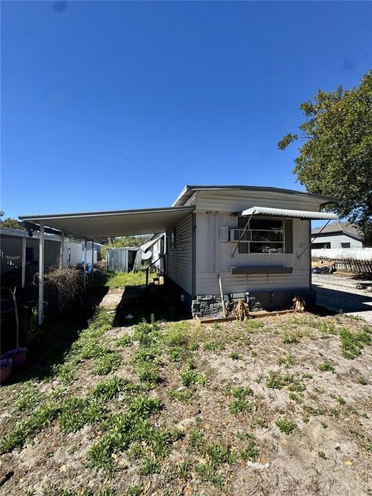 For Sale: $79,900 (3 beds, 1 baths, 936 Square Feet)