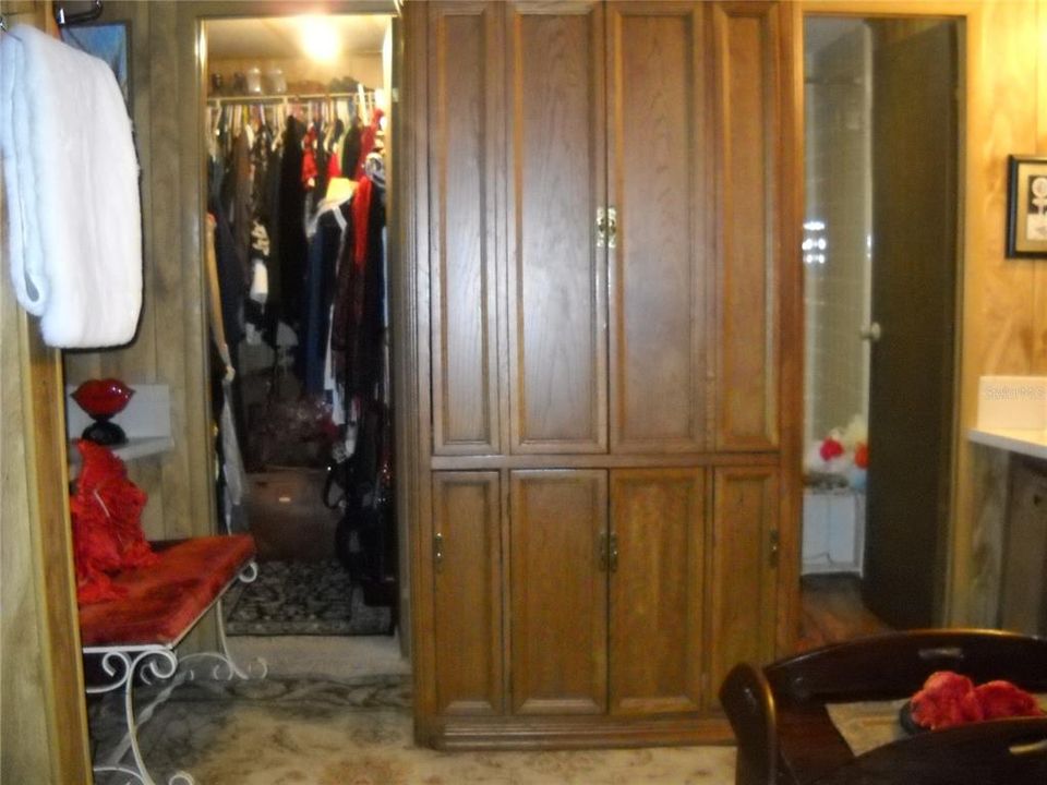 На продажу: $375,000 (5 спален, 4 ванн, 2849 Квадратных фут)