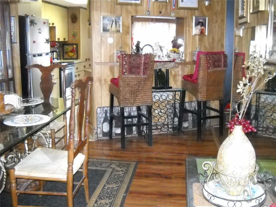 На продажу: $375,000 (5 спален, 4 ванн, 2849 Квадратных фут)