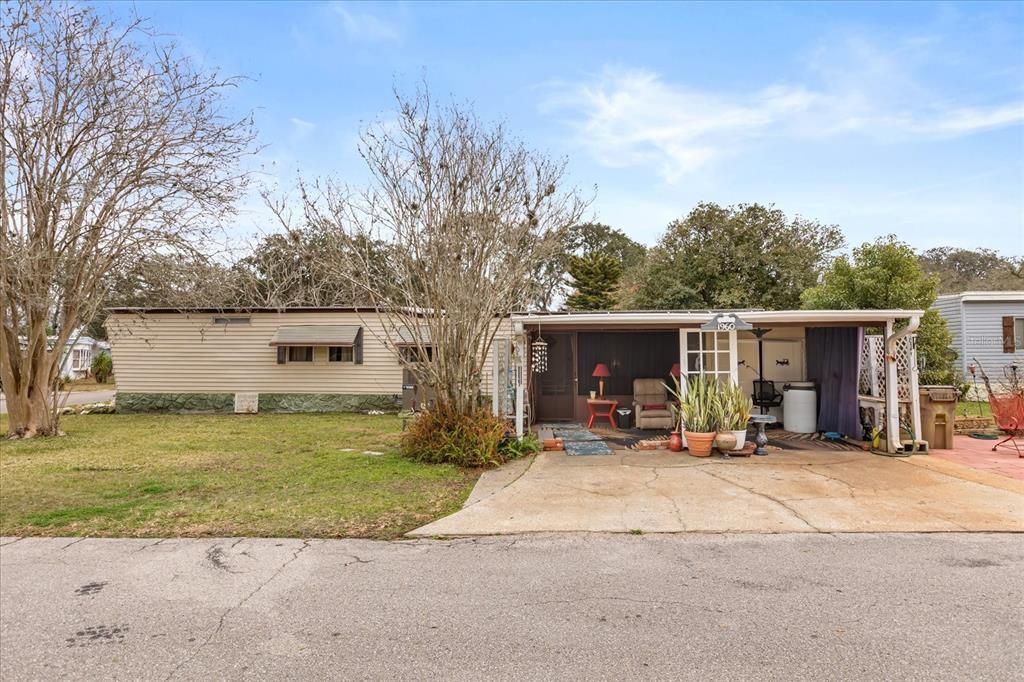 На продажу: $90,000 (2 спален, 2 ванн, 965 Квадратных фут)