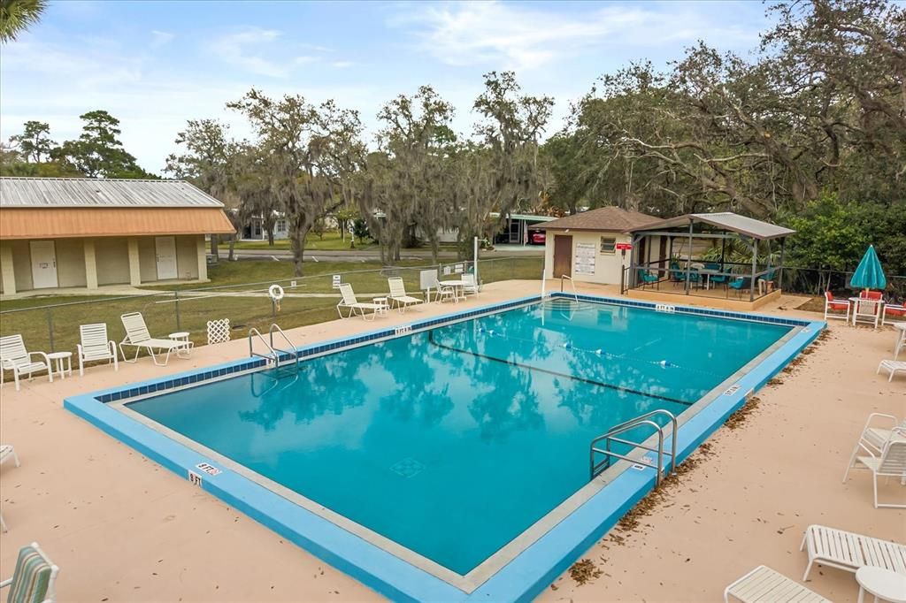 На продажу: $90,000 (2 спален, 2 ванн, 965 Квадратных фут)