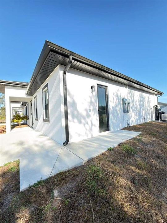 В аренду: $1,300 (1 спален, 1 ванн, 600 Квадратных фут)