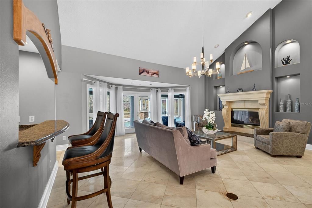 For Sale: $1,400,000 (5 beds, 5 baths, 6348 Square Feet)