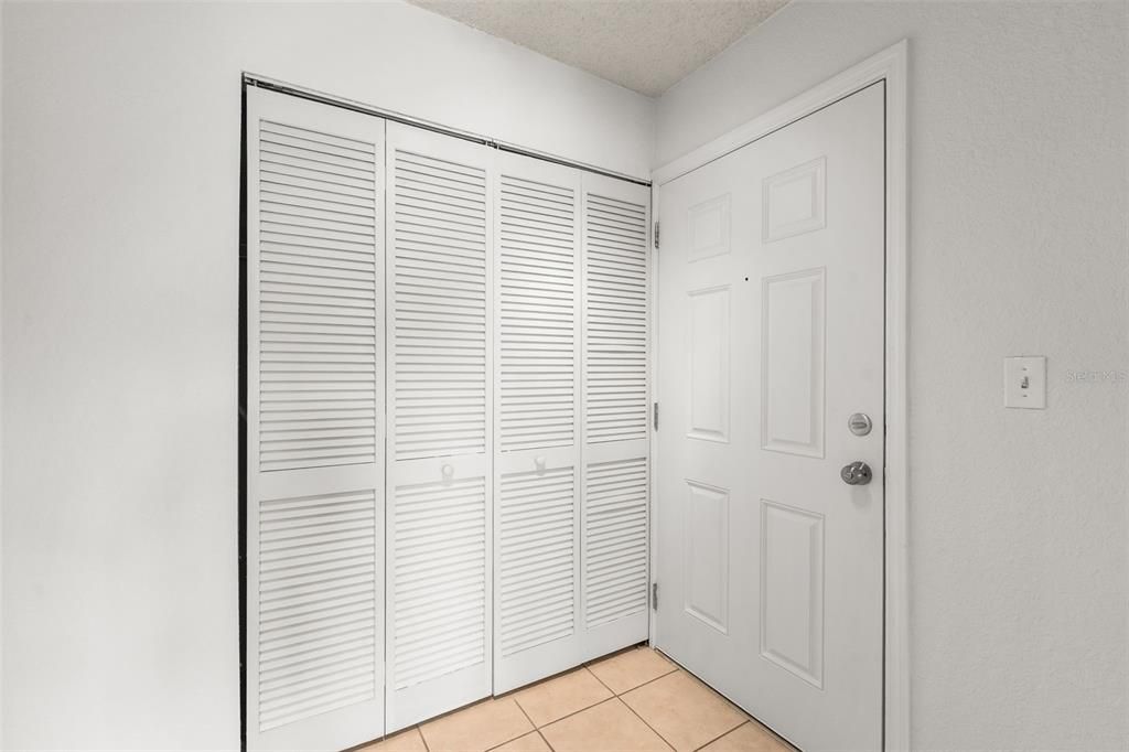 На продажу: $125,000 (3 спален, 2 ванн, 1278 Квадратных фут)