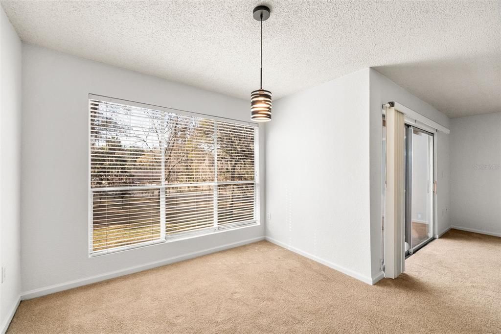 На продажу: $125,000 (3 спален, 2 ванн, 1278 Квадратных фут)