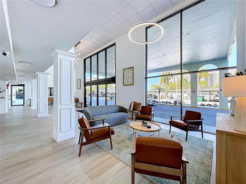 На продажу: $255,000 (2 спален, 2 ванн, 975 Квадратных фут)