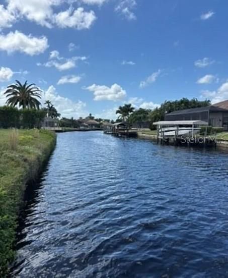 En Venta: $399,900 (0.24 acres)