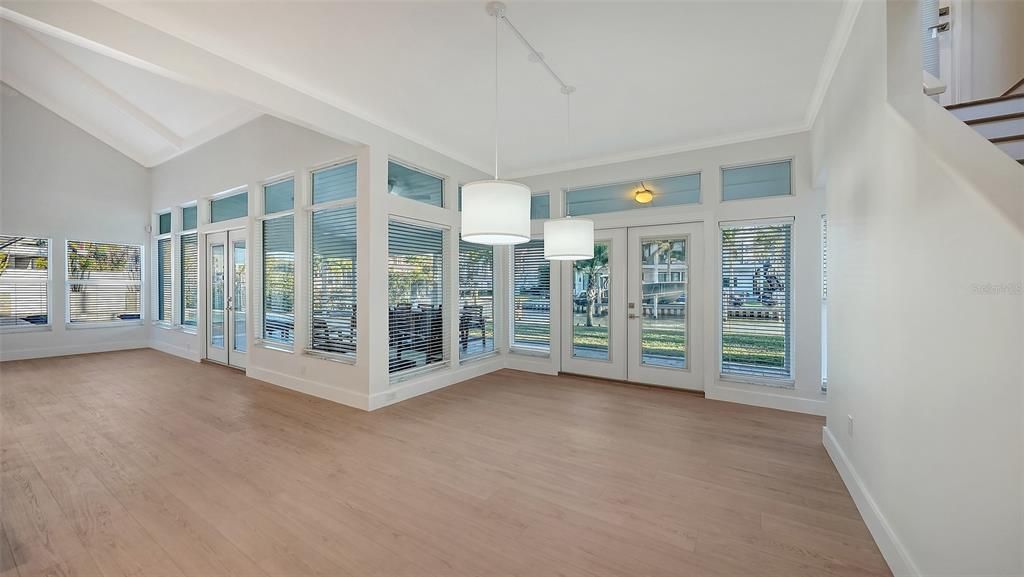 For Sale: $2,950,000 (4 beds, 4 baths, 2689 Square Feet)