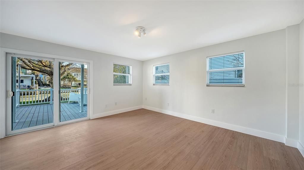For Sale: $2,950,000 (4 beds, 4 baths, 2689 Square Feet)