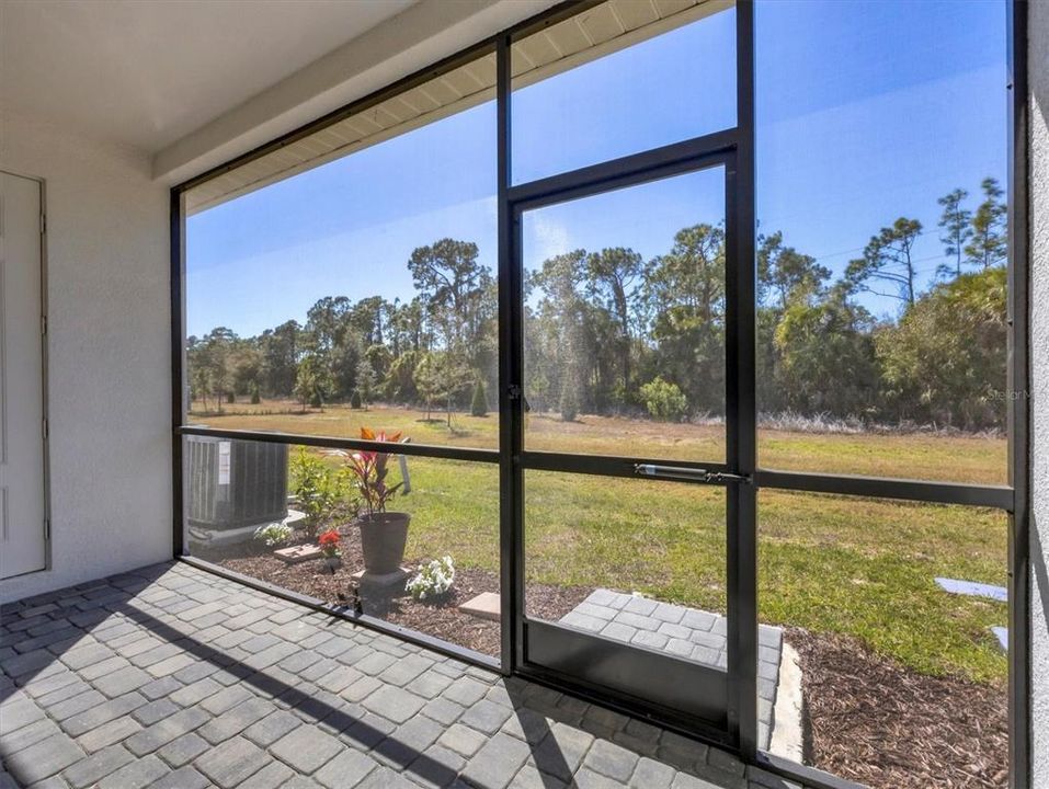 For Rent: $2,650 (3 beds, 2 baths, 1836 Square Feet)
