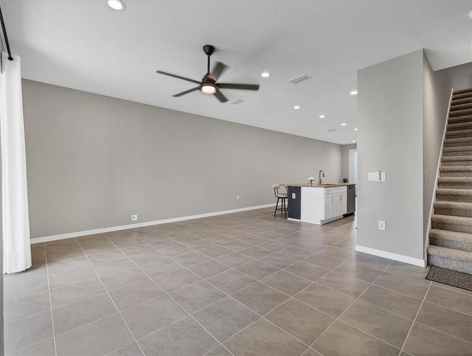 For Rent: $2,650 (3 beds, 2 baths, 1836 Square Feet)