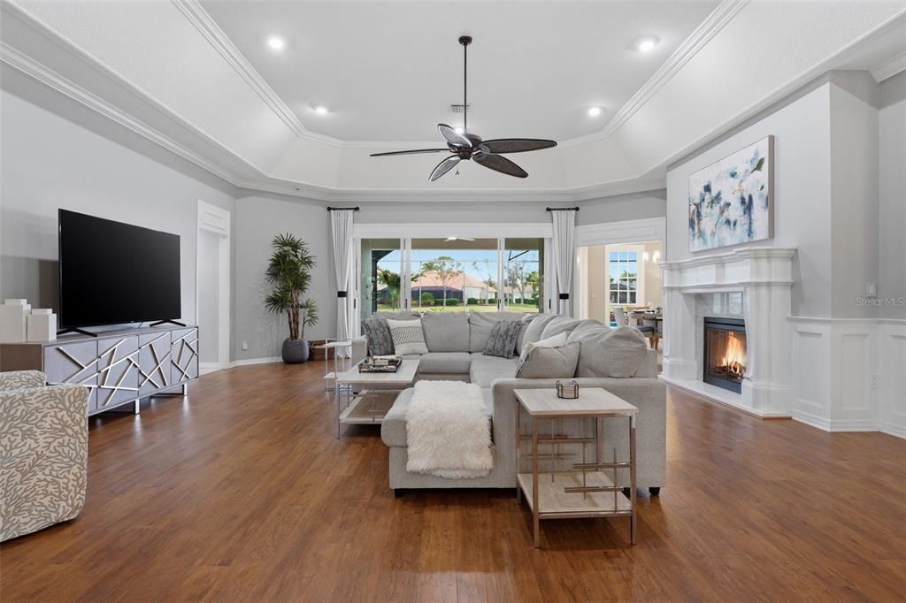 For Sale: $1,395,000 (3 beds, 3 baths, 3747 Square Feet)