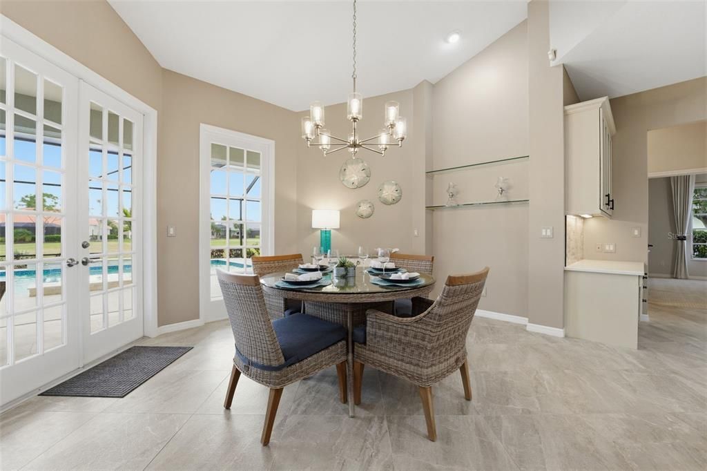 For Sale: $1,395,000 (3 beds, 3 baths, 3747 Square Feet)