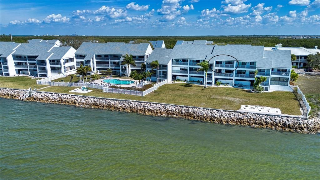 En Venta: $321,400 (2 camas, 2 baños, 1095 Pies cuadrados)