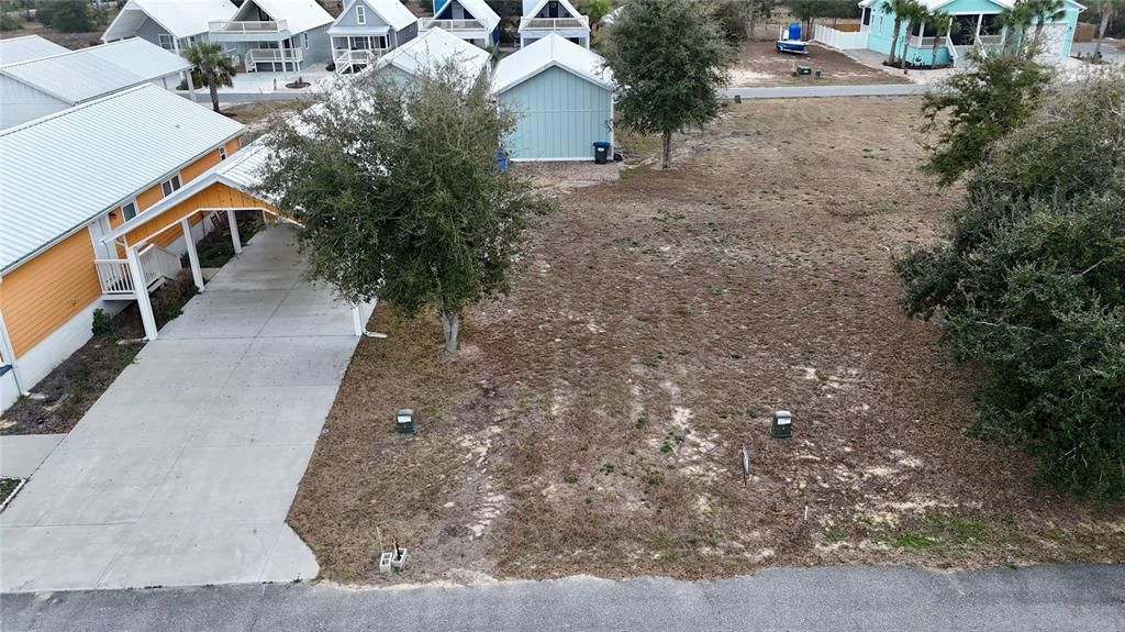 待售: $85,000 (0.14 acres)