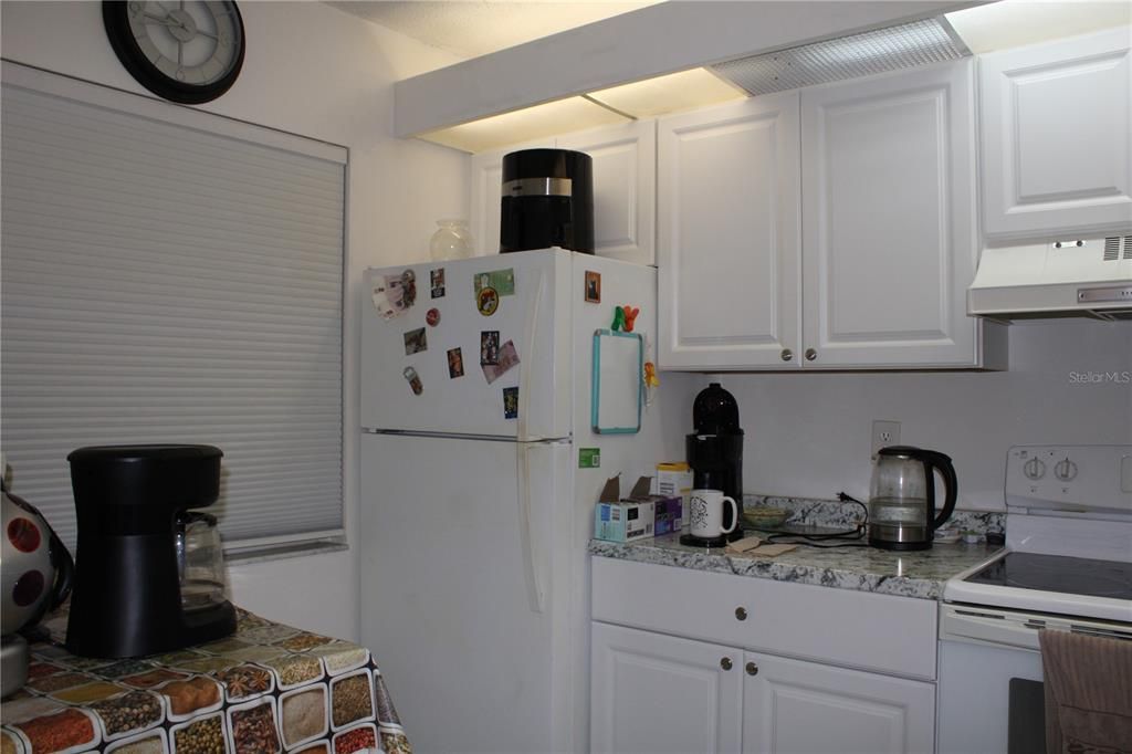 Под контрактом: $89,999 (1 спален, 1 ванн, 682 Квадратных фут)