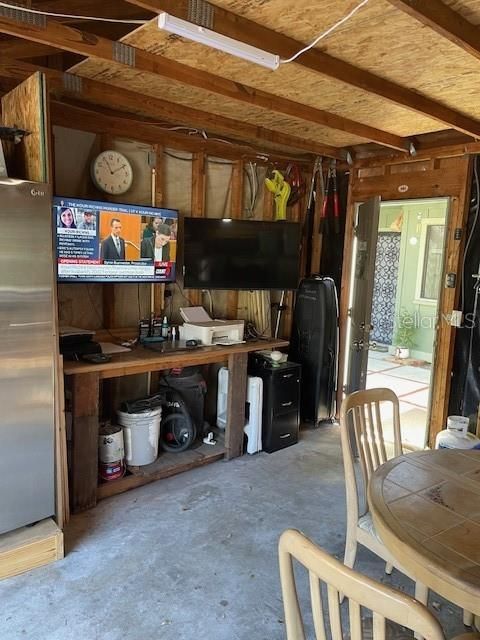 На продажу: $245,000 (2 спален, 2 ванн, 1555 Квадратных фут)